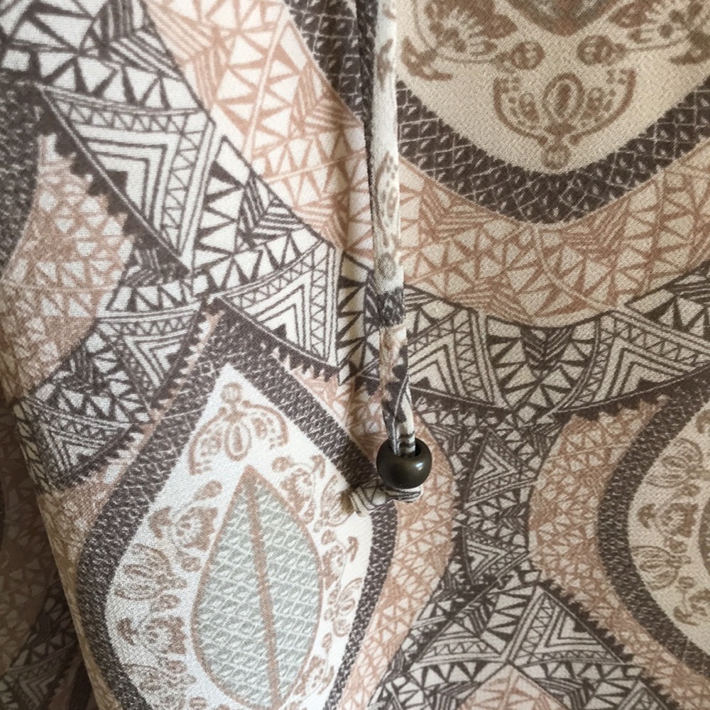 Dress - Picture 4 of 9